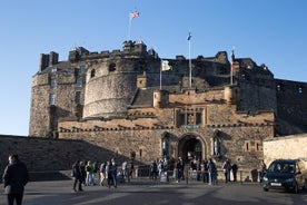 Skip-the-Line Edinburgh Castle Walking Tour