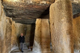 Opastettu kierros Dolmeneihin ja El Torcaliin