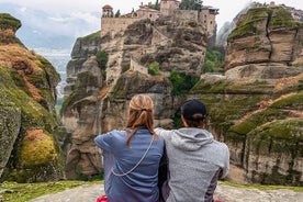  Meteora heldagsutflykt med guide på lyxbuss från Aten