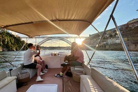 Porto: Douro River Boat Cruise with Port Wine Tasting