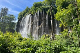 Frá Zagreb: Leiðsöguferð til Rastoke og Plitvice með miða