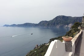 Visite privée d'une journée complète sur la côte amalfitaine au départ de Sorrente