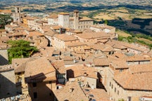 Huisjes in Todi, in Italië