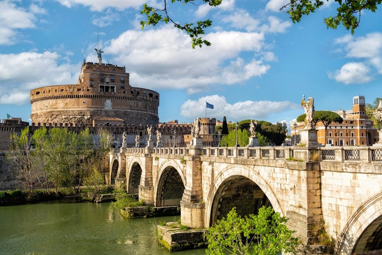 shutterstock_2296310329.jpg