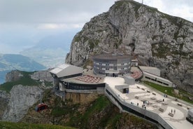 Panorama invernal del Monte Pilatus: tour en grupos pequeños desde Lucerna