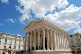 Excursão a pé privada em Nîmes com um guia profissional