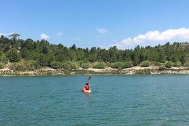 ¡Kayak en el lago Apolakkia!