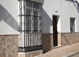 CASA CALLE EL CID