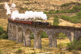 Driedaagse tour vanuit Edinburgh naar het eiland Skye en de Schotse hooglanden inclusief een rit met de 'Zweinstein Express'