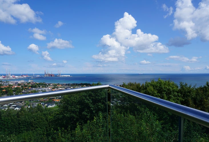 photo of the viewing platform at Pikkerbakken on Frederikshavn in Denmark.