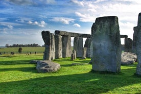 Geführte Tour von Roots Travel nach Bath und Stonehenge ab Cambridge.