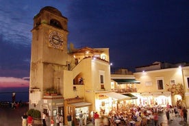 Capri de noche desde Sorrento