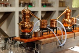 Skapa din egen gin på Riga Gin Laboratory