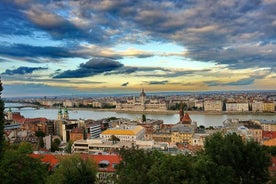 Budapest Private Full Day City Tour med en komfortabel air-condition bil