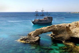 Ayia Napa: Black Pearl Pirate Boat Cruise with Cannon Show