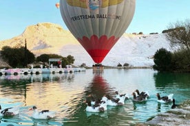 Pamukkale: Sunrise Hot Air Balloon Ride