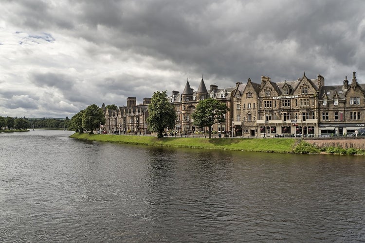 inverness-1621660_1280.jpg