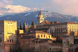 Granada dagsferð frá Sevilla með Alhambra-aðgangi