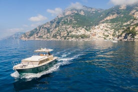 Passeio de barco privado pela Costa Amalfitana ou Capri