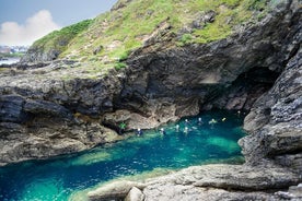 Expérience de coasteering à Newquay