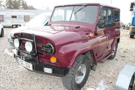 Brasov Hills Old 4x4 Off-Road Tour with Picnic