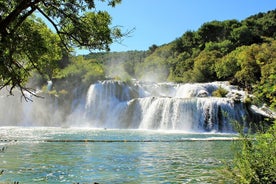 Einkaferð til Krka-fossa með vínsmökkun frá Sibenik