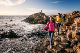 From Belfast: Giant's Causeway Guided Day Tour