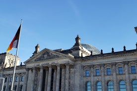 Warnemünde-Landausflug: Private Tour zu den historischen Highlights von Berlin im Kleinbus