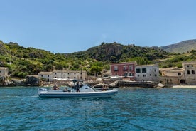 Excursión en barco de día completo de San Vito Lo Capo a Castellammare del Golfo