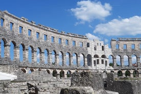 Best of ISTRIA: Amphithéâtre PULA + ROVINJ + HUM ou POREČ - Visite entièrement privée