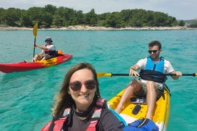 Visite guidée en kayak dans les îles Pakleni