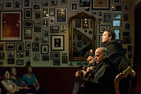 Coimbra: Lifandi Fado Sýning með Glasi af Portvíni