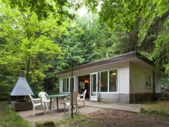 Peacefully situated chalet surrounded by woods